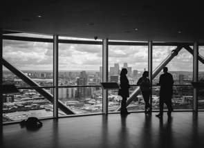 Director/a financiero (CFO) Analista, gestor/a o manager en finanzas corporativas Analista, gestor/a o manager en fondos privados Analista, gestor/a o manager en banca de inversión